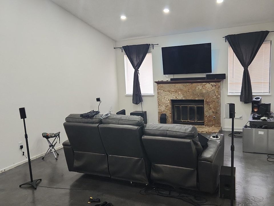 1st image of 37625 12th St E