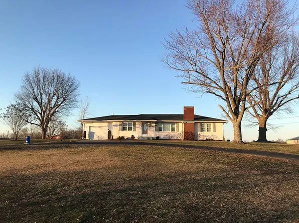 5610 State Route 121 N, Murray, KY 42071