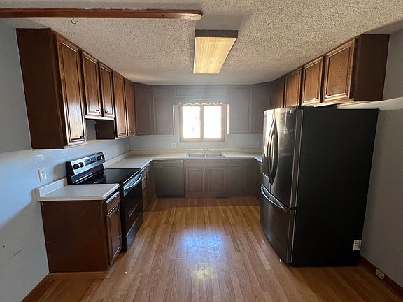 4th image of 2702 Meadow Lark Ln