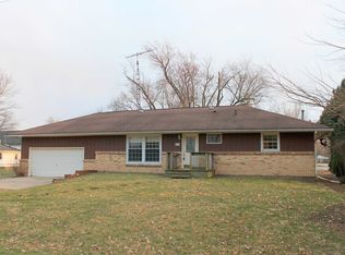 205 Jackson St, Sidell, IL 61876