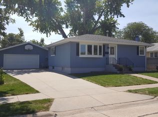 4203 16th St, Columbus, NE 68601