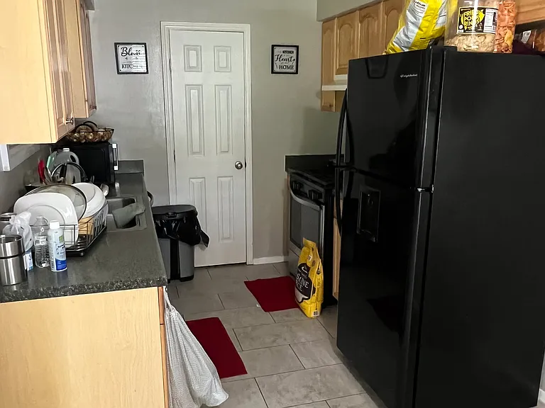 801 Cactus Dr — Photo 9