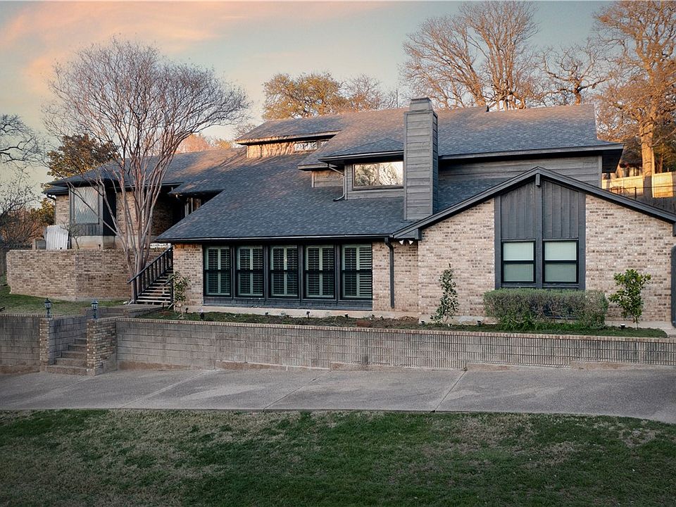 1st image of 406 Shadow Mountain Dr
