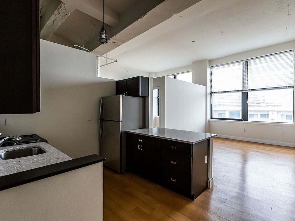 4600 Woodward Ave Apt 212, photo 6