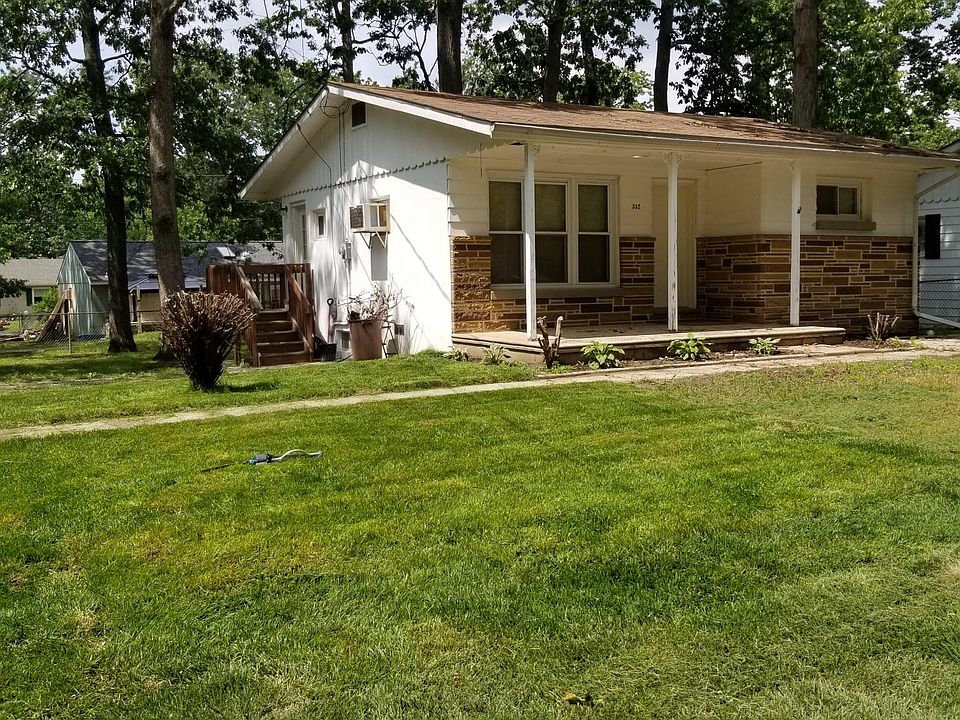 1st image of 332 Dennis Ave #1