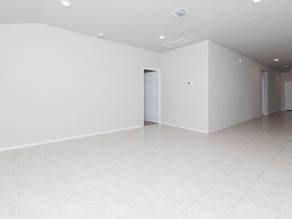 4th image of 5705 Madelyn Dr