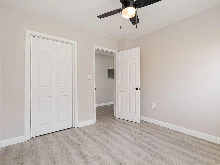 122 Niemira Ave — Photo 5