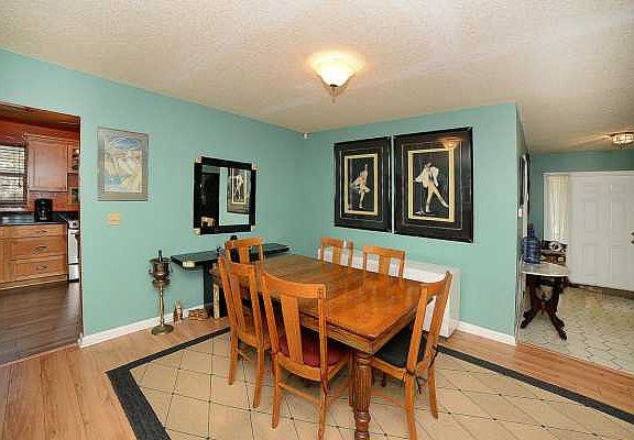 Home For Sale In Sandalfoot