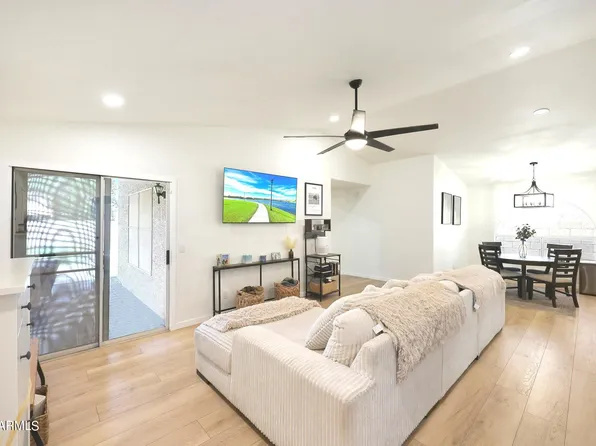 948 N COLE Drive, Gilbert, AZ 85234
