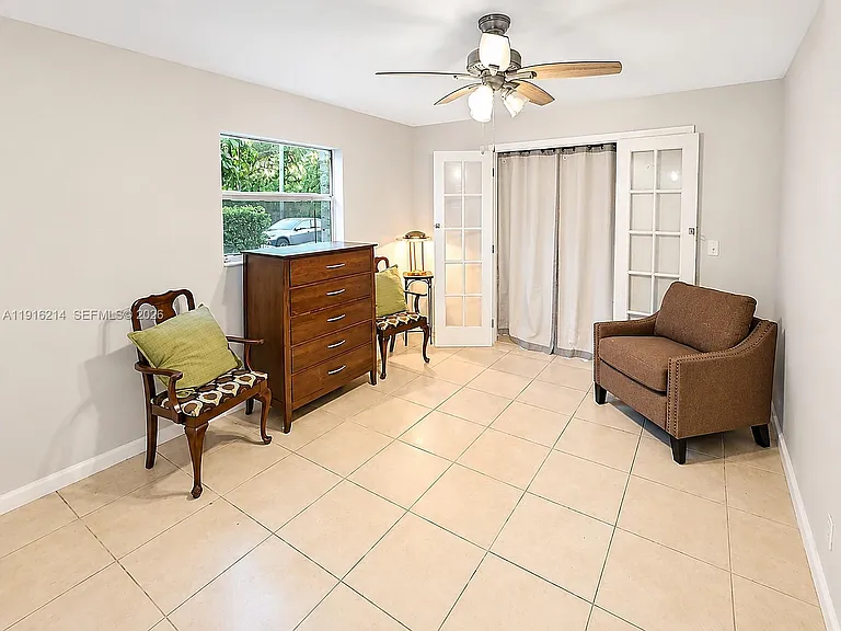 116 Tuscany Ln #116-B — Photo 9
