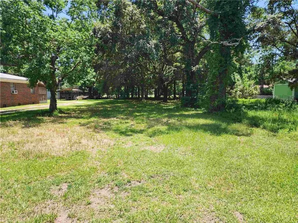 911 Cadillac Ave, Dauphin Island, AL 36528