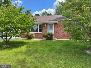 11029 Clinton Ave, Hagerstown, MD