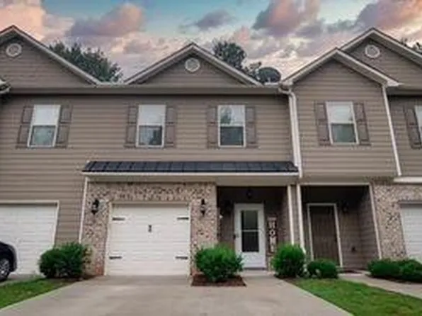 5339 Timber Hills Dr, Oakwood, GA 30566