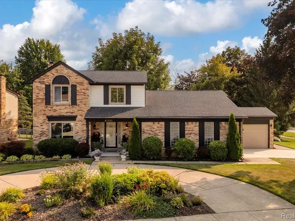 47321 Susan Rd, Macomb, MI 48044