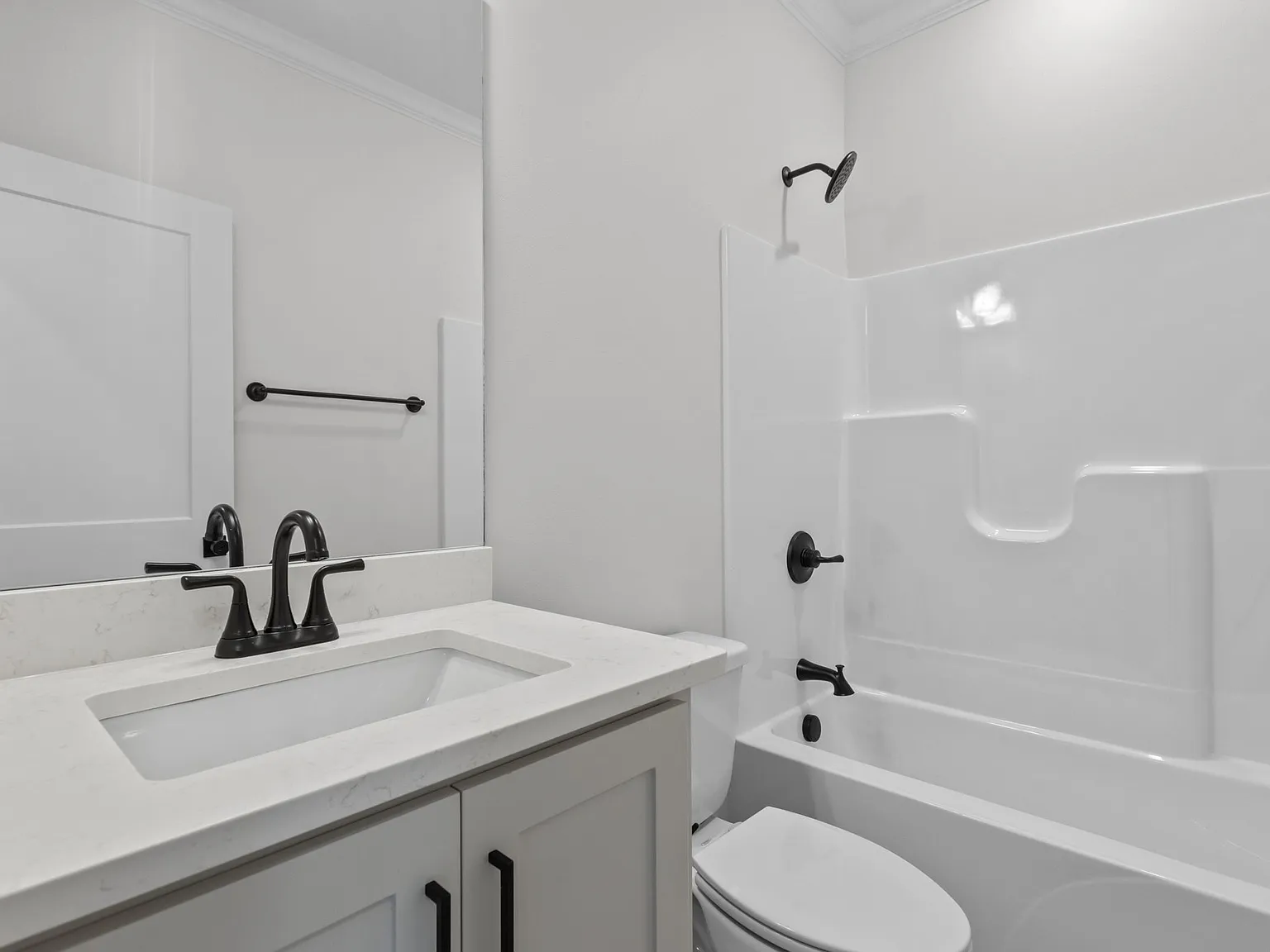 107 Edgewood Circle - 1 — Photo 4
