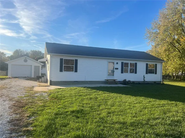 308 S 12th St, Bowling Green, MO 63334