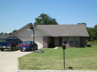 112 Commanche Loop, Roland, OK 74954
