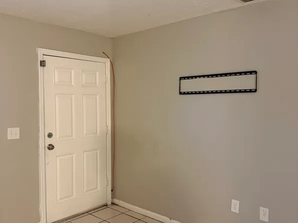1200 E Bougainvillea Ave, Tampa, FL