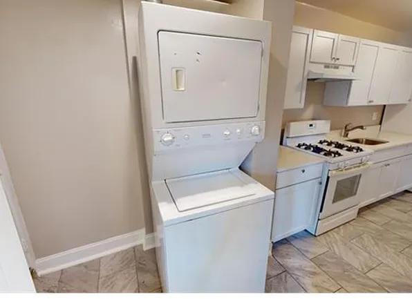 3137 Buena Vista Ter SE, Washington, DC