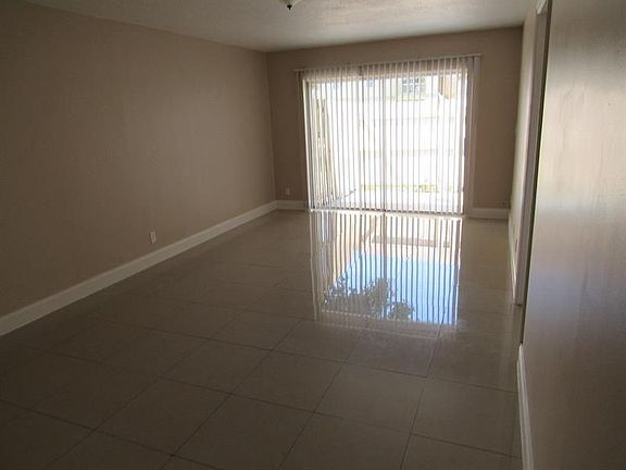 5th image of 5203 Glencove Ln