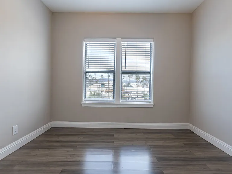 Seven Lions Apartments — Photo 30