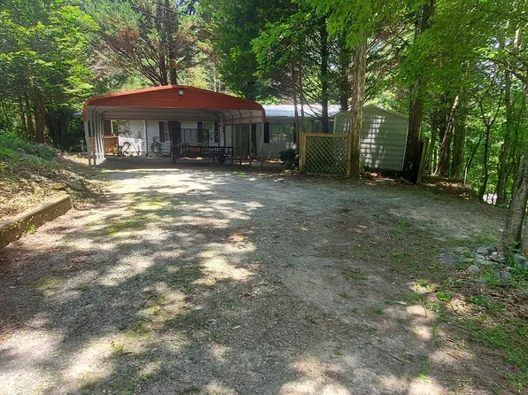 150 Curtis Switch Rd, Blue Ridge, GA 30513