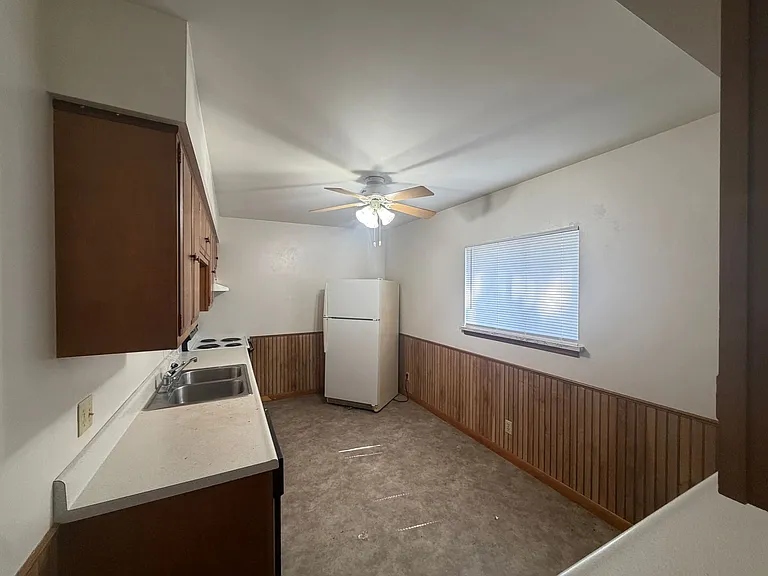 Riverview Apartments — Photo 3