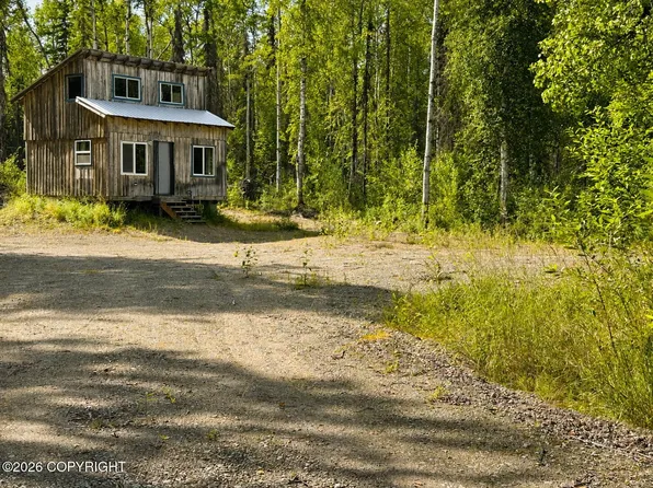 26874 W Lakeshore Cir, Willow, AK 99688
