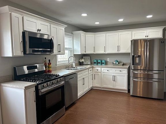 5th image of 3316 Comanche Pl