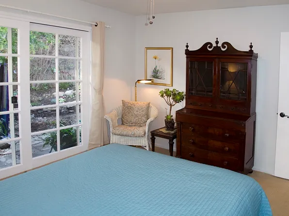 2879 1/2 Exeter Pl #2, Santa Barbara, CA 93105