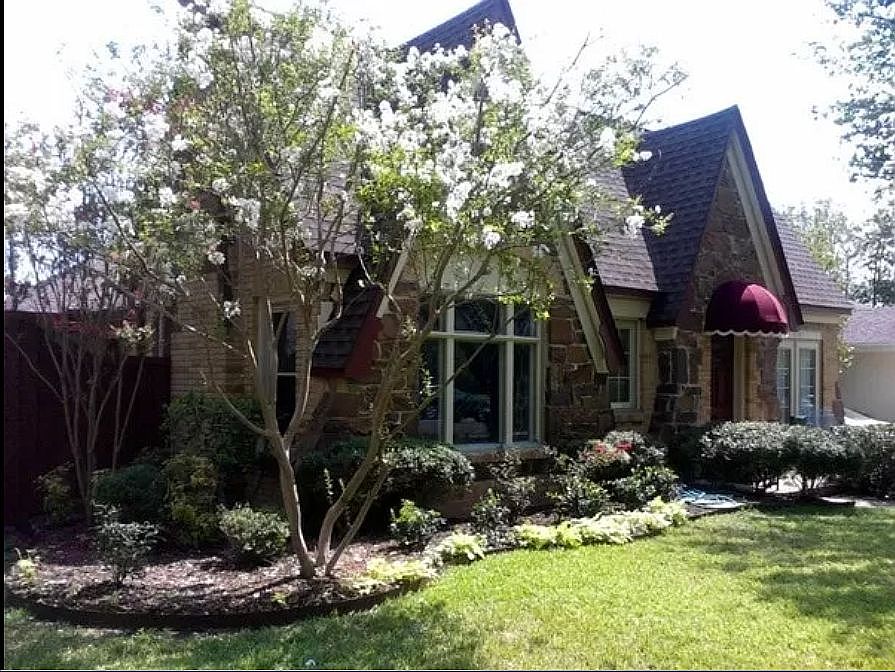 1st image of 810 Monte Vista Dr
