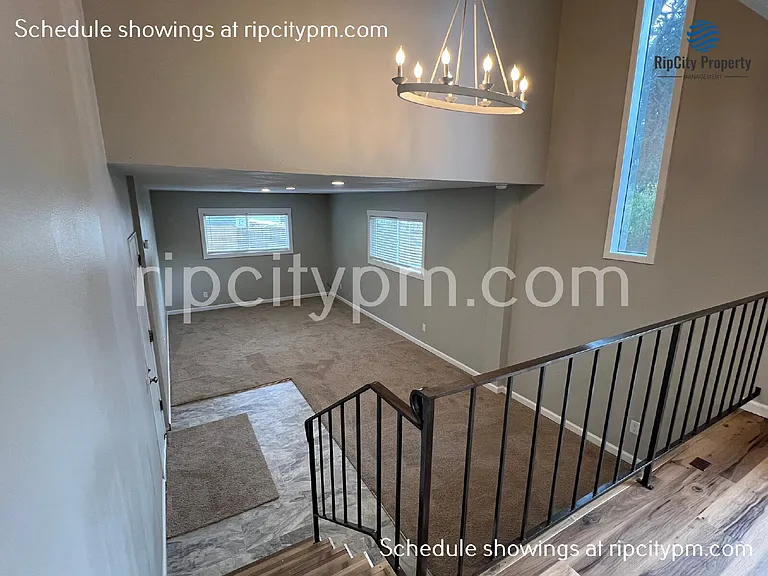 12250 SW Indian Hill Ln — Photo 15
