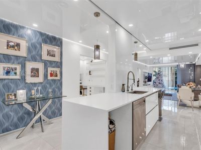 1850 S Ocean Dr APT 407, Hallandale Beach, FL, 33009