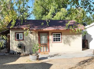 307 16th St, Paso Robles, CA 93446