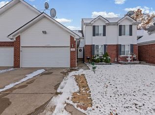 3836 Lesia Dr, Warren, MI 48091