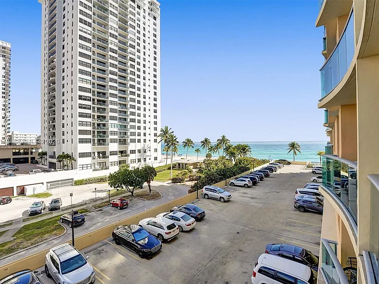 2501 S Ocean Dr #401 — Photo 2