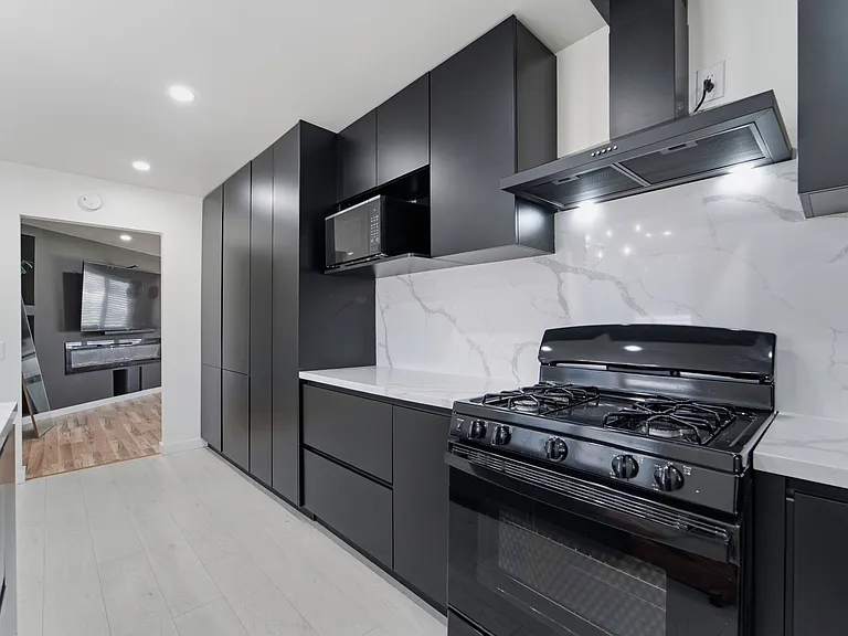 1705 E Lincoln Ave #A-B — Photo 20