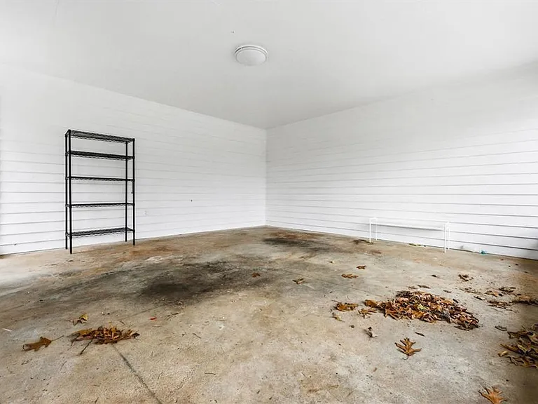 45 Chaffin Rd — Photo 23