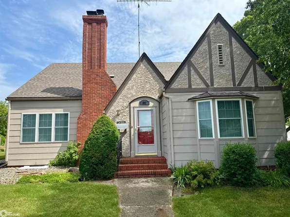 812 Chicago St, Audubon, IA 50025