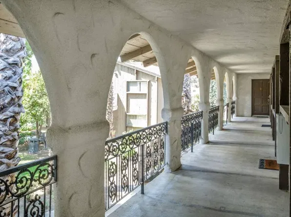 Barcelona Apartments, 715 S Demaree St, Visalia, CA 93277