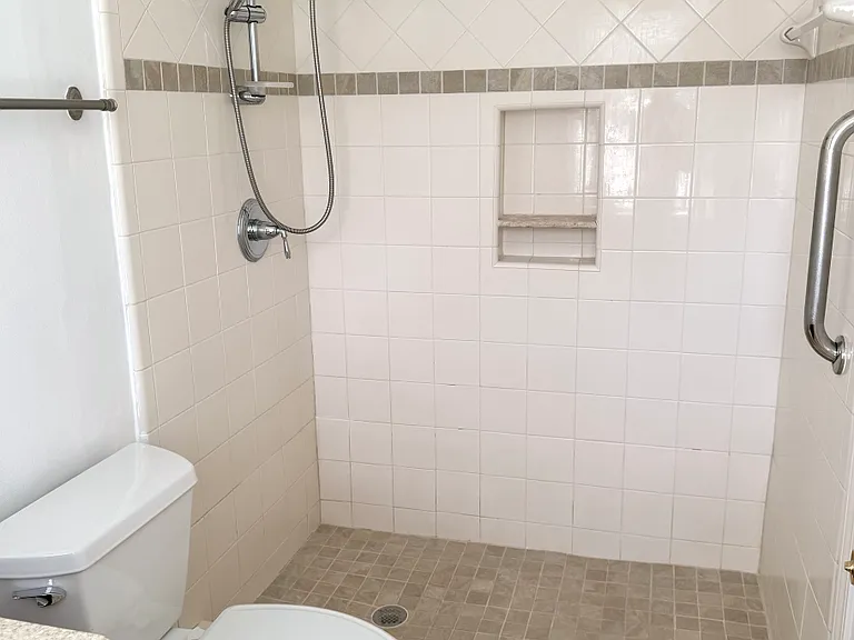230 Royal Colony Ct — Photo 13