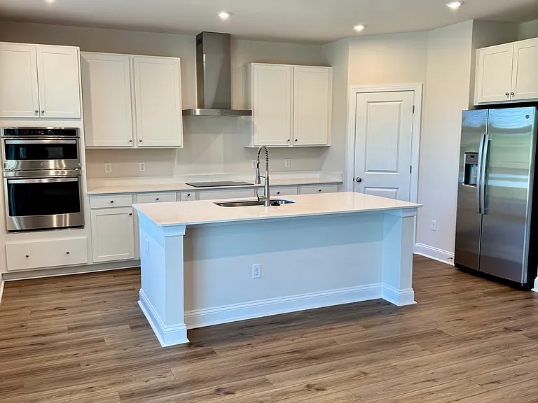 7453 Linda Vista Ln — Photo 14