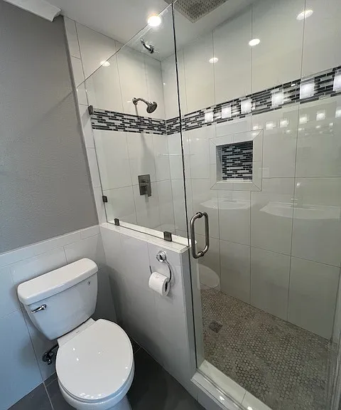 Alamo Dr — Photo 18