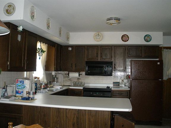 4th image of 1800 W Burlington Pl