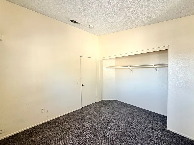 541 Ocean Ave — Photo 25