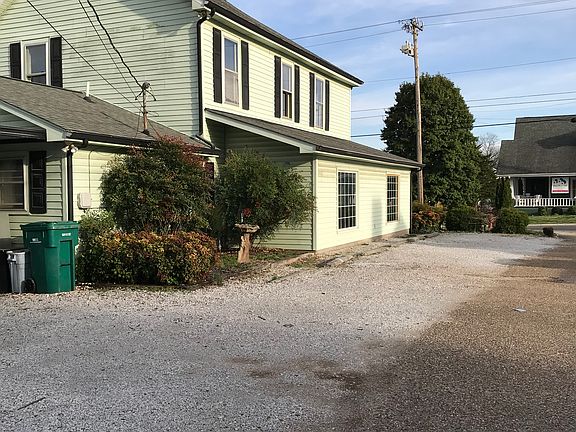 4th image of 308 2nd Ave NW