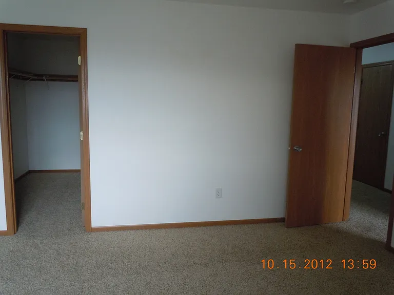 2727 North Broadway — Photo 19