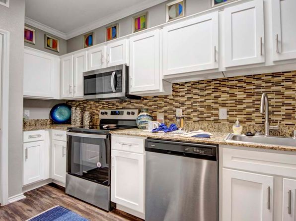3900 Briargrove Ln #24104