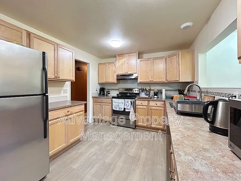 1745 NW Garryanna St — Photo 11