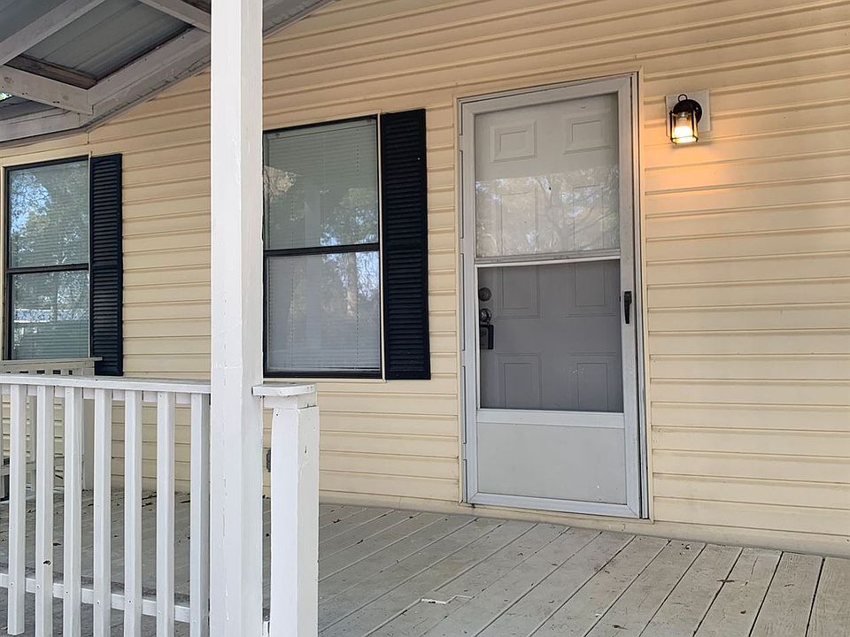1st image of 154 SW Harrington Gln #330